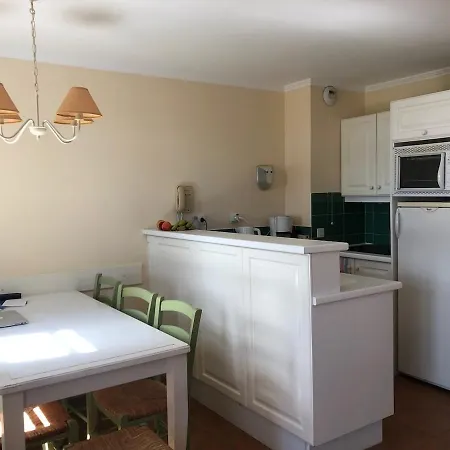 Апартаменты Le Dramont, Sea View, Pool, 4-5 People, Air Conditioning , Wi-fi *