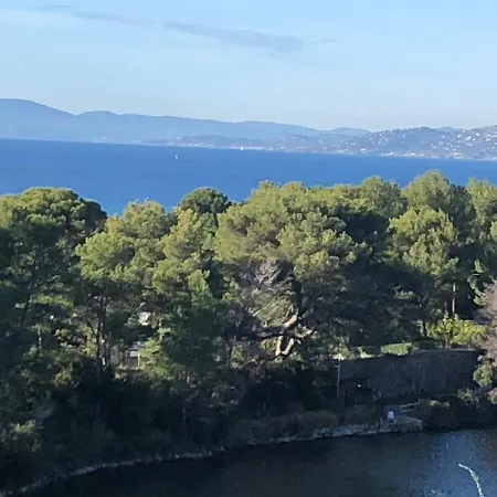 Апартаменты Le Dramont, Sea View, Pool, 4-5 People, Air Conditioning , Wi-fi